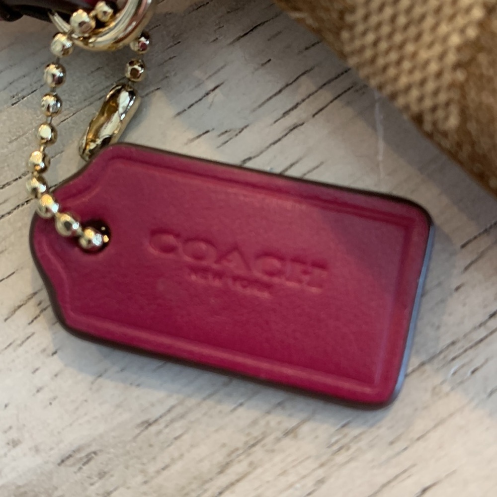 Coach Signature Canvas & Cranberry leather wristlet‎ - Picture 3 of 7